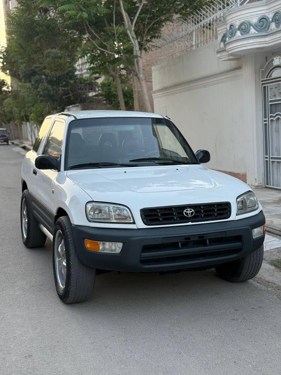 فروش موتر رافور (RAV4) مدل 1997