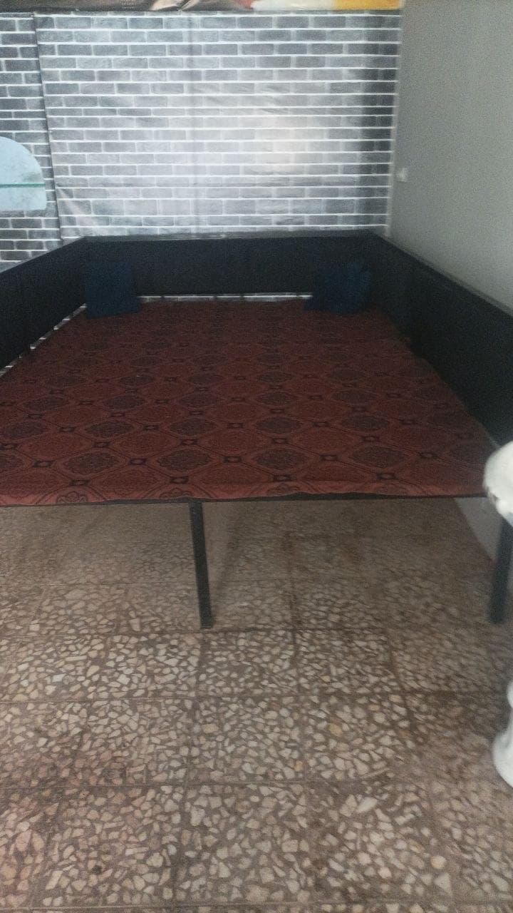 فروش 2 عدد تخت فلزی