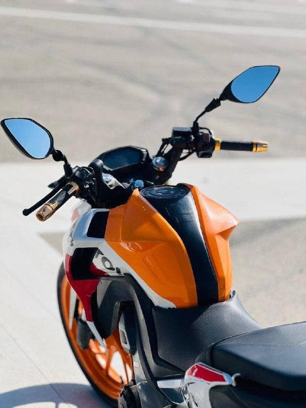 🏍️ Honda CBR 190cc Repsol Edition برای فروش 🏁 رنگ اصلی و بسیار تمیز بدون هیچ خط و خش موتور قوی و صدای دلنشین