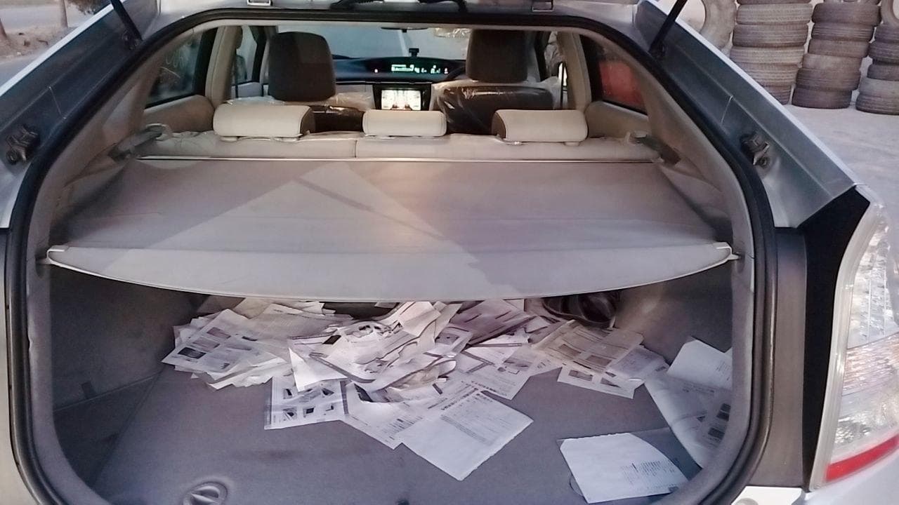 فروش پریوس خانگی مدل ۲۰۱۰